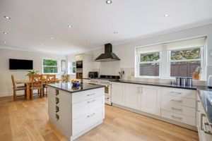 Dining Kitchen- click for photo gallery